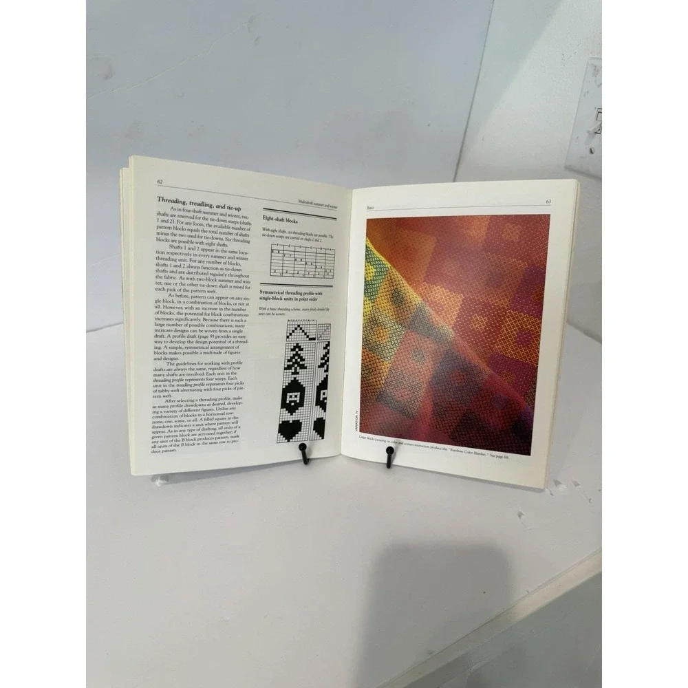 Summer and Winter : A Weave for All Seasons by Donna Sullivan (1991, Trade...